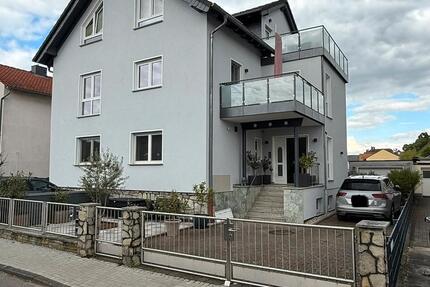 Wohnung Bad Vilbel - 3 Zimmer, 119 m&sup2;, 1.400&euro; | Angebot:26614050