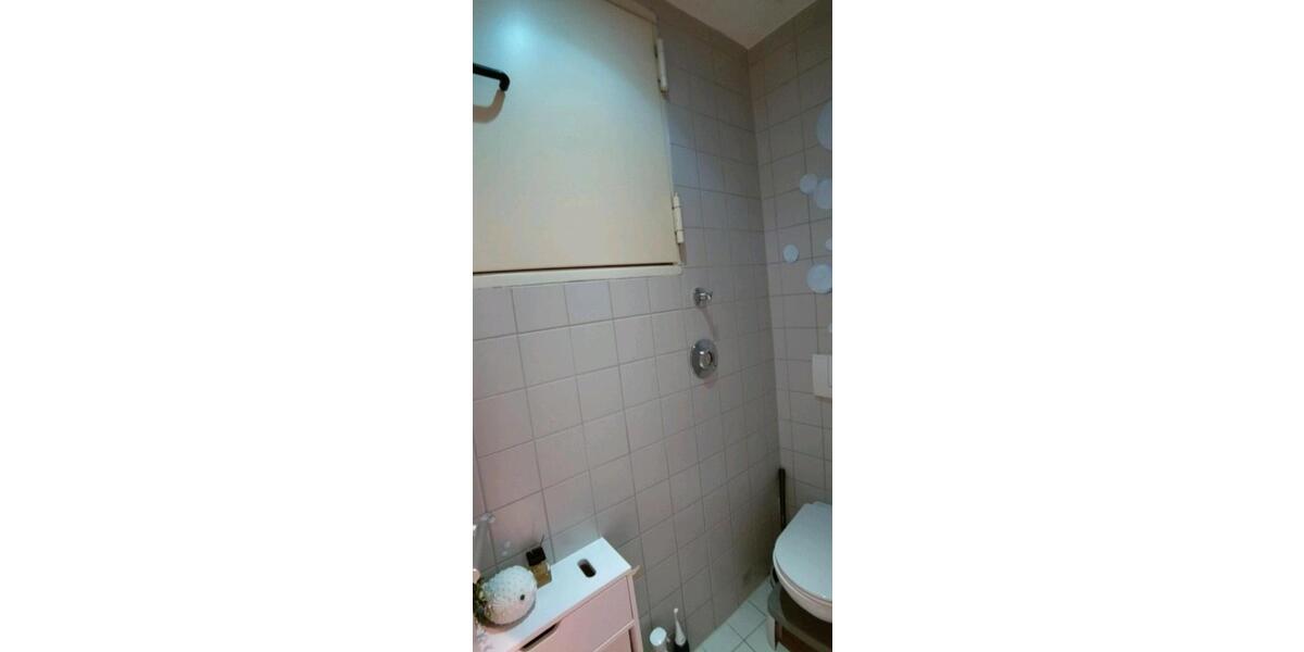 Erdgeschoßwohnung Darmstadt - 8 Zimmer, 17 m&sup2;, 650&euro; | Angebot:25958701