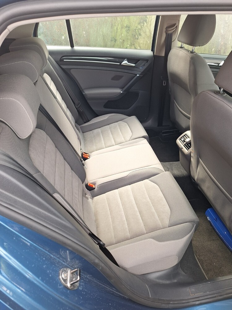 VW Golf 72.455 km 12.000 € Mörfelden-Walldorf 64546