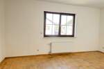 Etagenwohnung Steinbach (Taunus) - 3 Zimmer, 85 m&sup2;, 1.200&euro; | Angebot:25837333