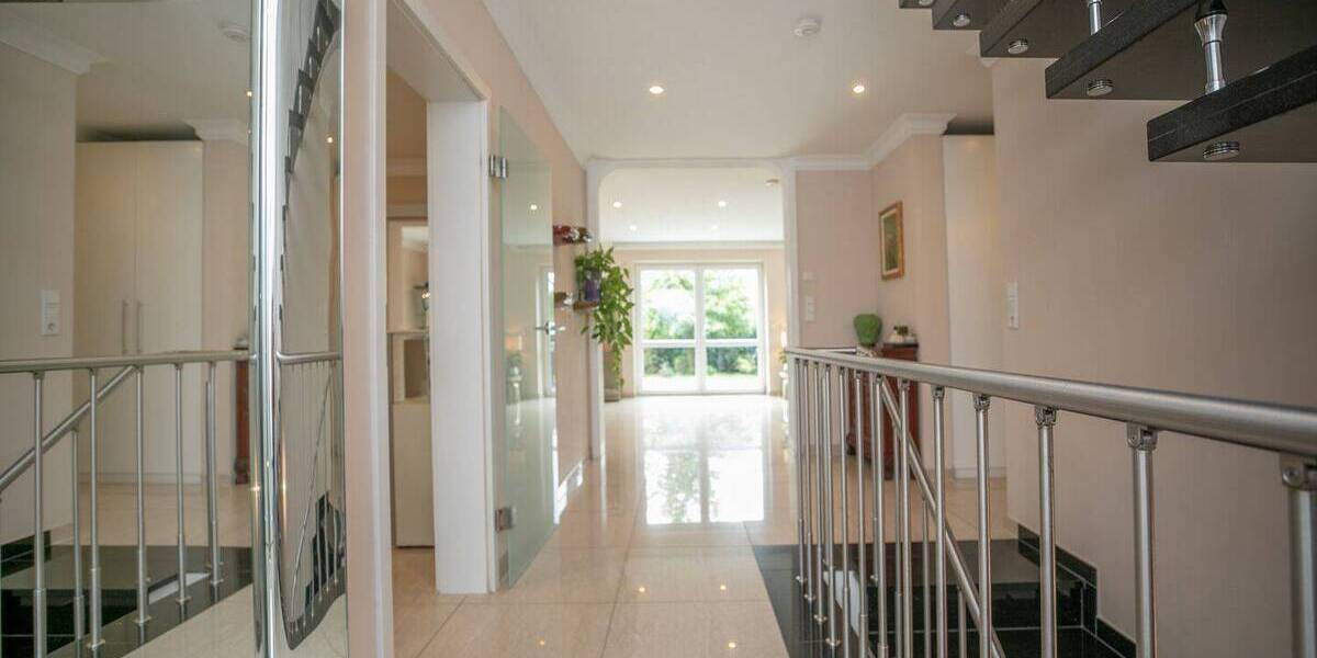 Exklusives Wohnen in Egelsbach: Design, Qualität und Top-Lage vereint 6 zimmer