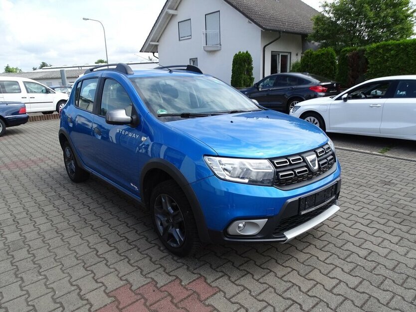Sandero 0,9l Stepway Celebration Automatik
