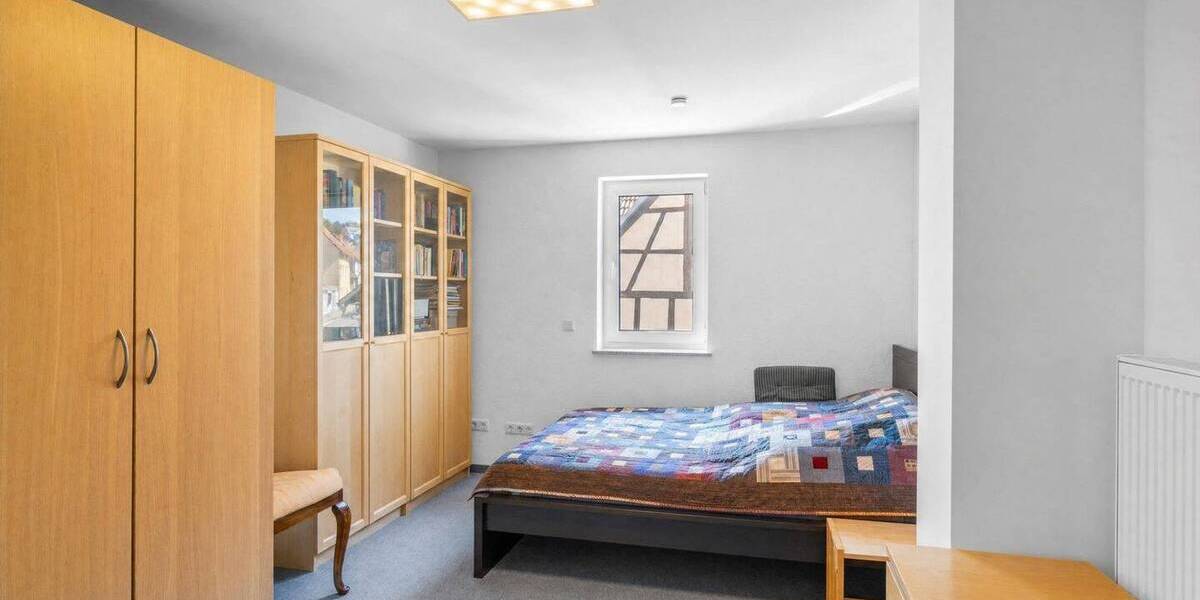 Einfamilienhaus Hofheim - 6 Zimmer, 183 m&sup2;, 649.000&euro; | Angebot:26766665