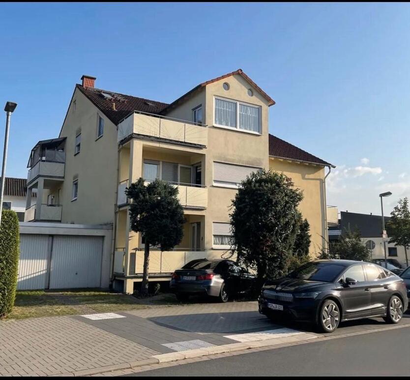 3 Zimmer Wohnung in Obertshausen mit Garage & Balkon zimmer