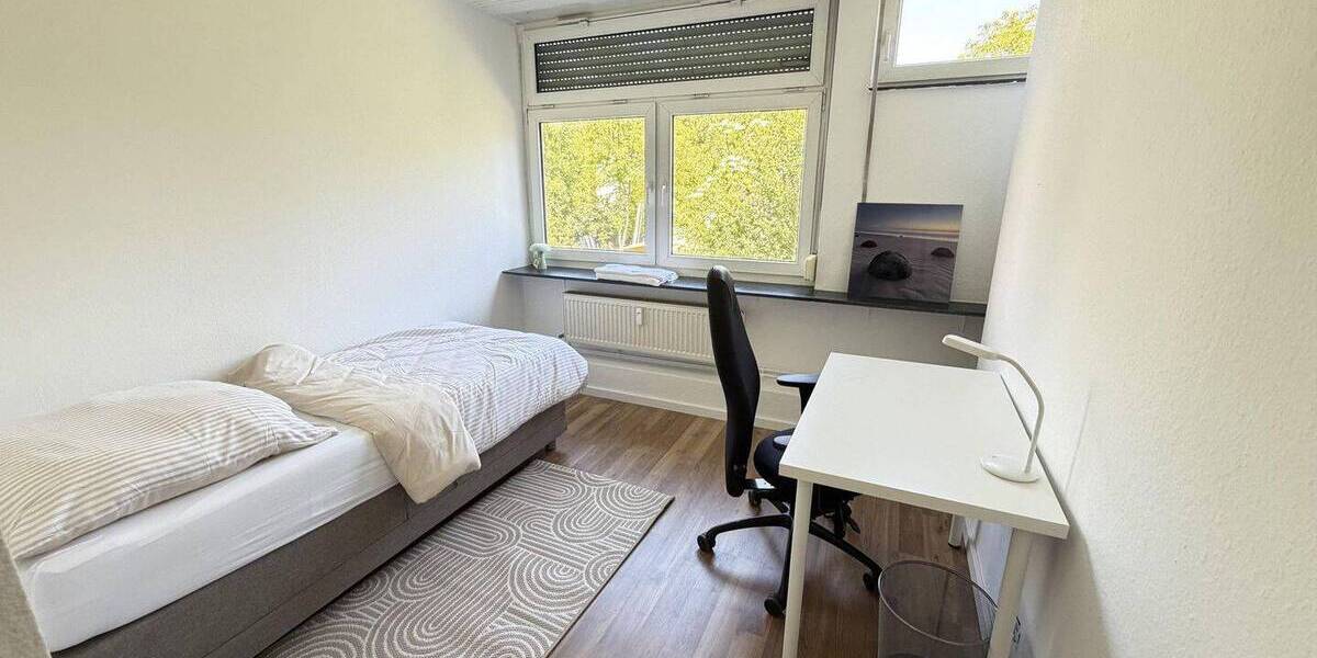 Etagenwohnung Frankfurt am Main Heddernheim - 4 Zimmer, 75 m&sup2;, 600&euro; | Angebot:26836189