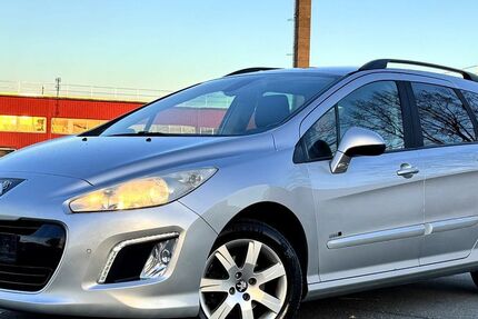 Peugeot 308 133.427 km 4.900 &euro; Dietzenbach 63128