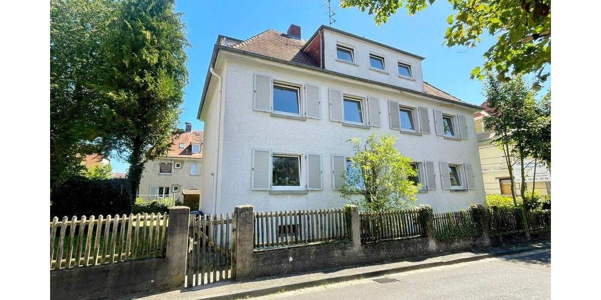 Historisches Mehrfamilienhaus mit großem Potenzial - Im Bieterverfahren 1 zimmer