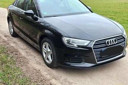 Audi A3 156.000 km 9.950 &euro; Rüsselsheim am Main 65428