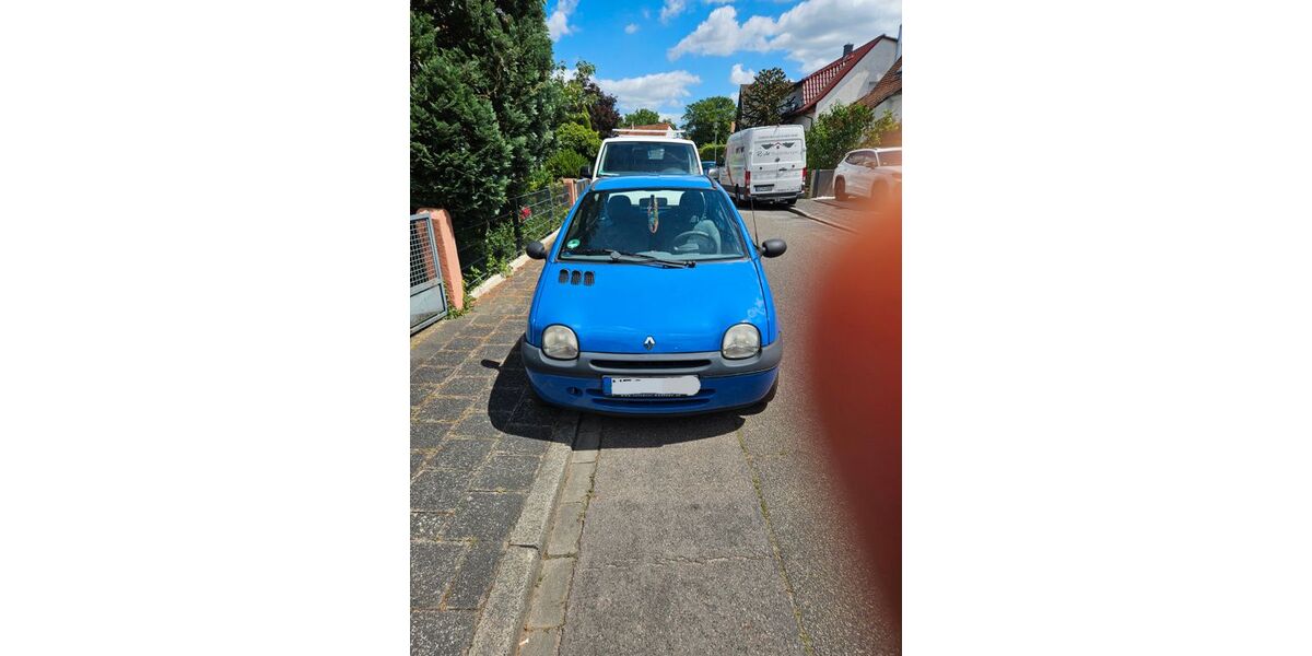 Renault Twingo 126.000 km 980 &euro; Mühlheim am Mein 63165