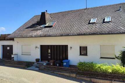 Haus zum Kaufen in Eppstein 398.000 € 196 m² 5 zimmer