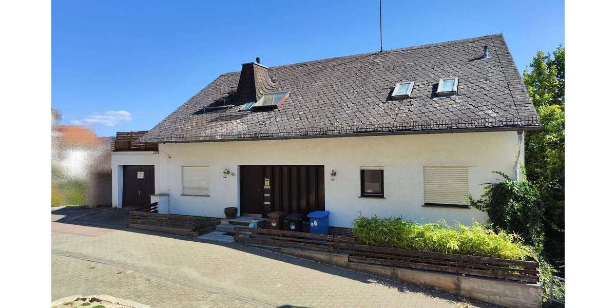 Haus zum Kaufen in Eppstein 398.000 € 196 m² 5 zimmer