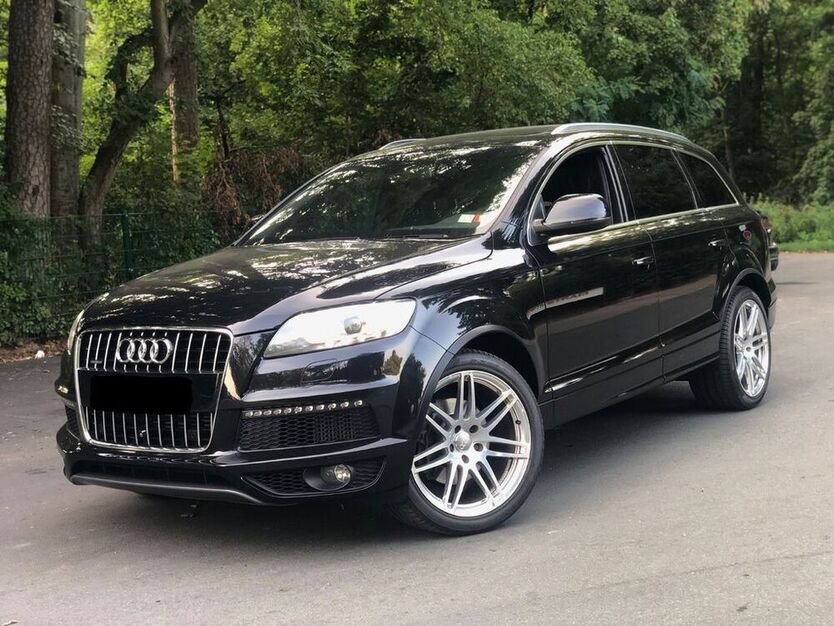 Q7