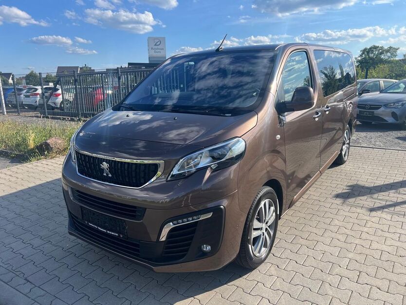 Peugeot Traveller 113.000 km 33.950 € Rüsselsheim 65428