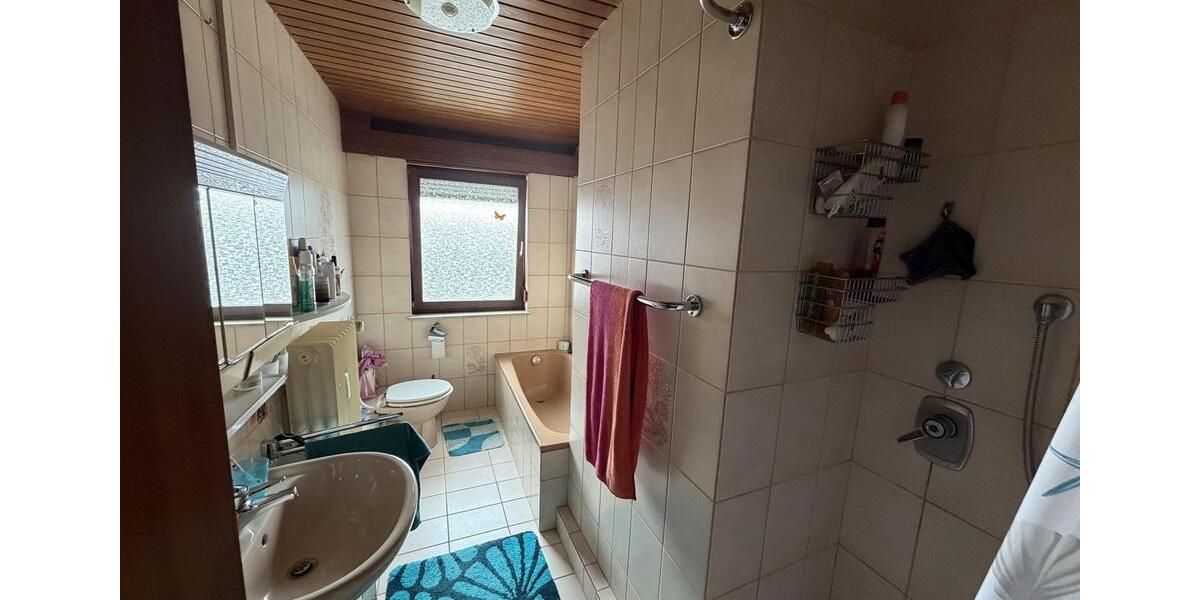 3 Zimmer Wohnung mit Schönem Balkon in Hanau Klein-Auheim 3 zimmer