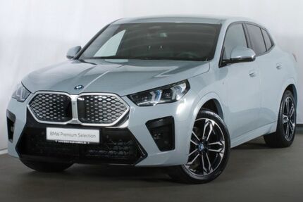 BMW iX2 33.830 km 46.880 &euro; Maintal 63477