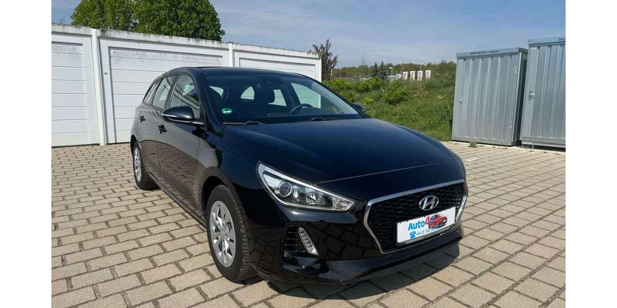 Hyundai i30 102.000 km 8.900 &euro; Friedrichsdorf 61381