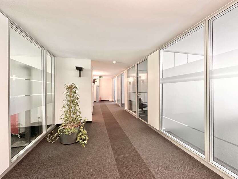 Büro in Frankfurt 3.600 € 197.56 m²