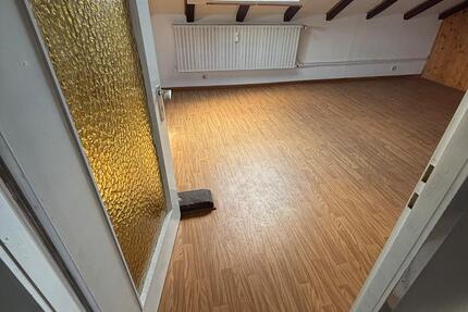 Wohnung Groß-Gerau Gerau - 1.5 Zimmer, 30 m&sup2;, 950&euro; | Angebot:26235602