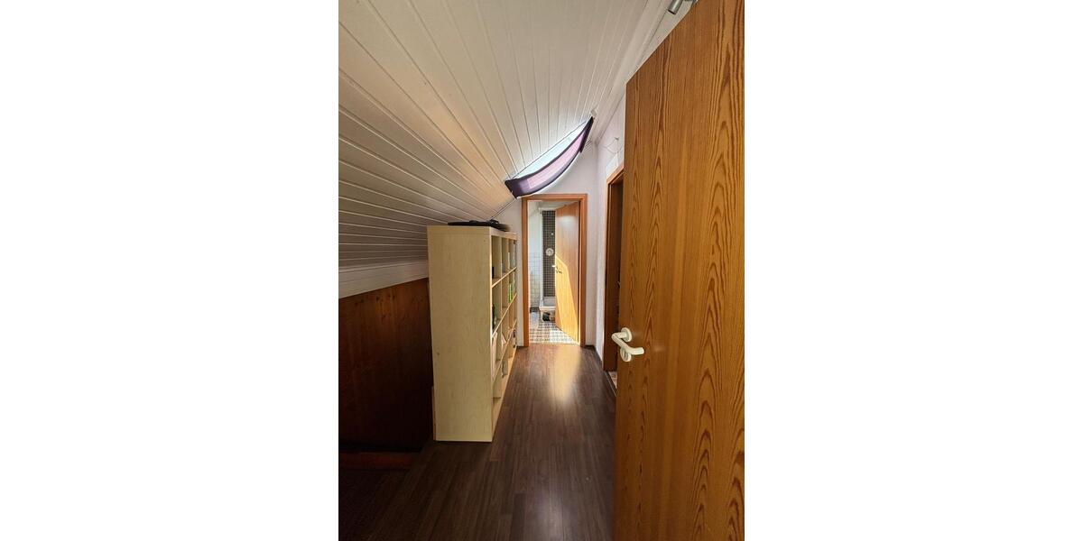 Etagenwohnung Offenbach am Main Bürgel - 4 Zimmer, 95 m&sup2;, 900&euro; | Angebot:26246958