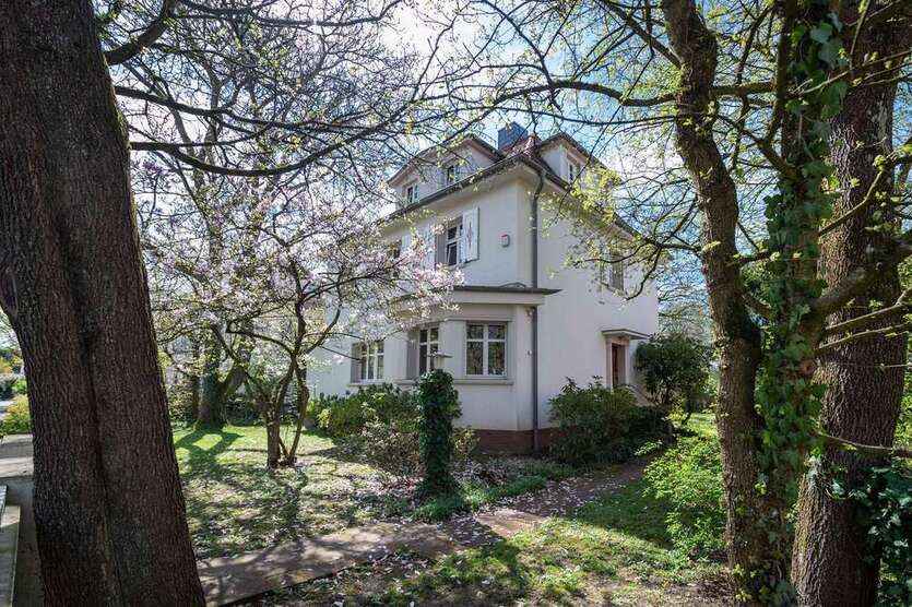 Haus zum Kaufen in Dreieich 2.580.000 € 176 m²