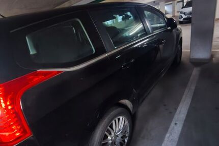 Peugeot 5008 210.000 km 1.900 &euro; Rüsselsheim 65428