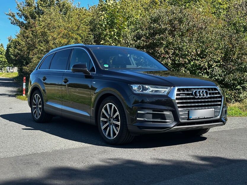 Audi Q7 147.000 km 24.500 € Frankfurt am Main 60437