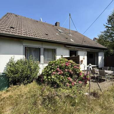 Haus zum Kaufen in Darmstadt 625.000 € 180 m² 7 zimmer