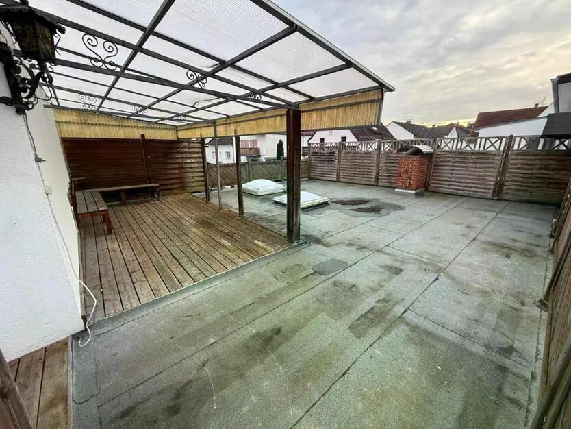 Stilvolle, neuwertige 3-Zimmer-Wohnung mit Terrasse in Schaafheim