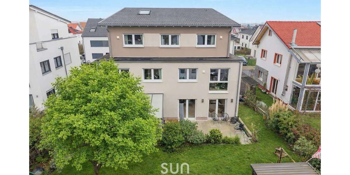 Haus zum Kaufen in Friedberg (Hessen) 775.000 € 344 m² 11 zimmer