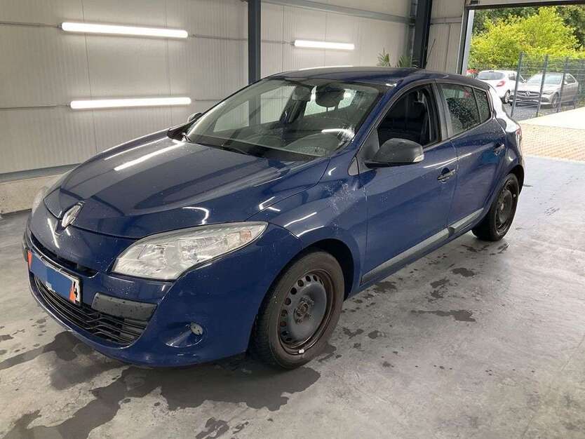 Renault Megane 118.000 km 3.490 € Frankfurt 65933