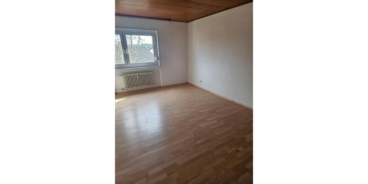 Dachgeschoßwohnung Rödermark - 3 Zimmer, 92 m&sup2;, 265.000&euro; | Angebot:26640701