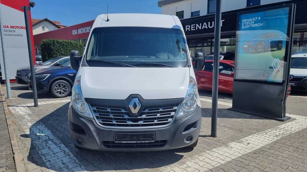 Renault Master 95.000 km 17.370 € Hanau 63452