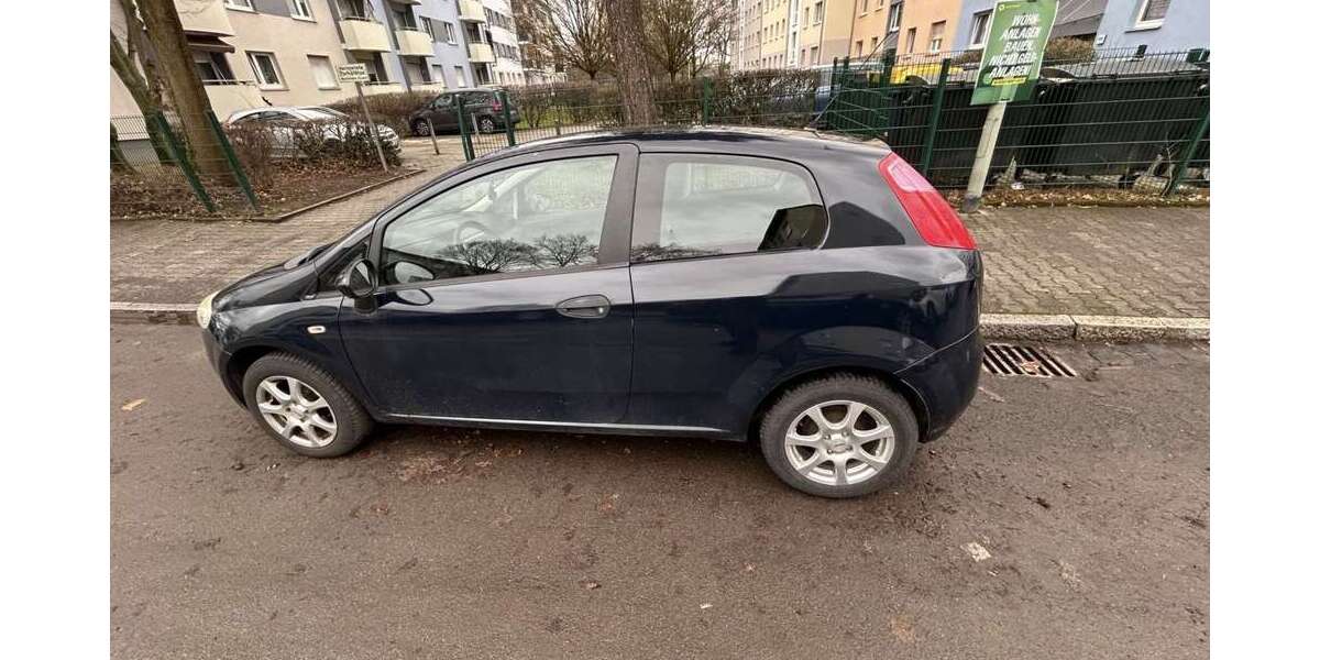 Fiat Punto 138.000 km 2.500 &euro; Frankfurt am Main 60386