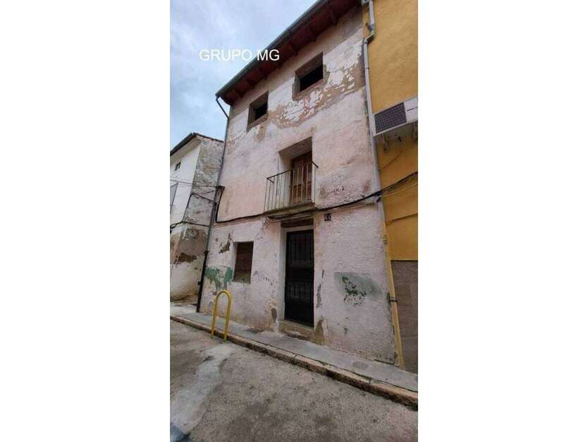 Haus zum Kaufen in Xàtiva 50.000 € 120 m²