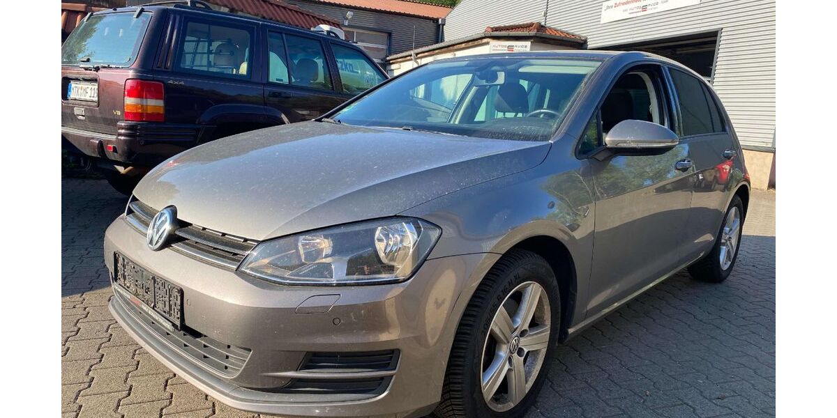 VW Golf 110.000 km 10.999 &euro; Eppstein 65817