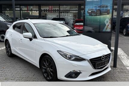 Mazda 3 107.000 km 12.870 &euro; Hanau 63452