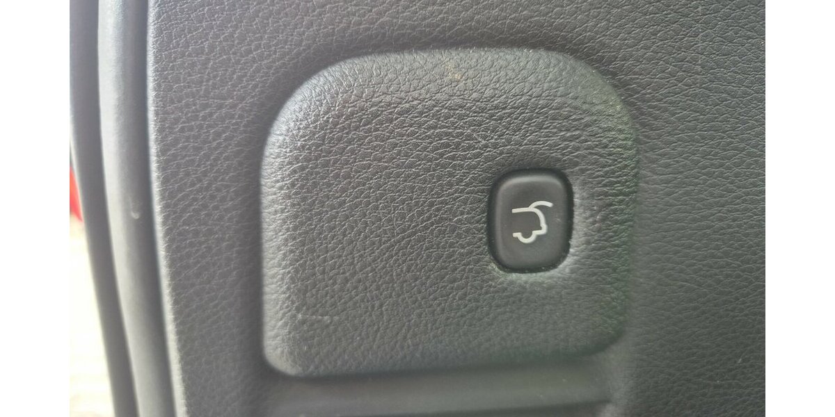 Jeep Grand Cherokee 6.4 V8 HEMI SRT 8-Gang Automatik 250.000 km 17.990 &euro; Rodgau 63110