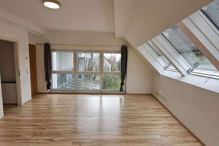 Wohnung Kelkheim - 2 Zimmer, 65 m&sup2;, 650&euro; | Angebot:27126110