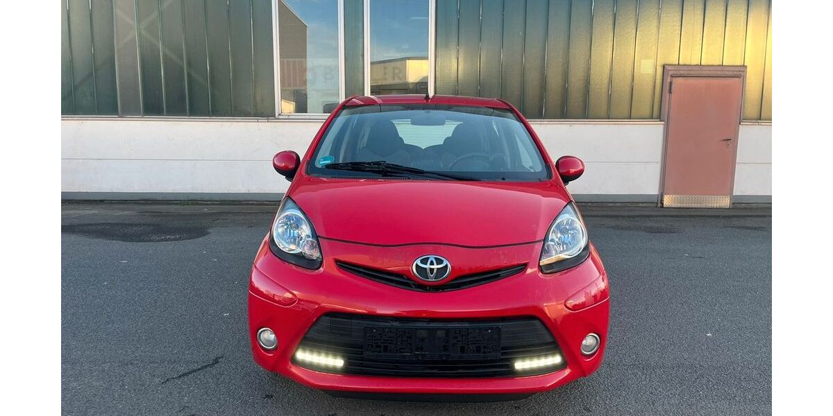 Toyota Aygo (X) 99.000 km 4.599 &euro; Groß Gerau 64521