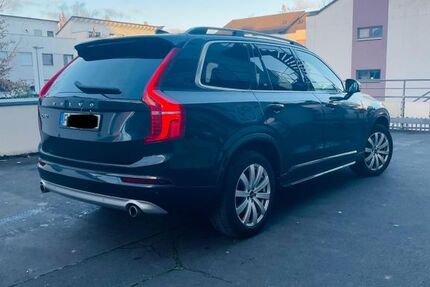 Volvo XC90 247.000 km 16.990 &euro; Frankfurt 65929