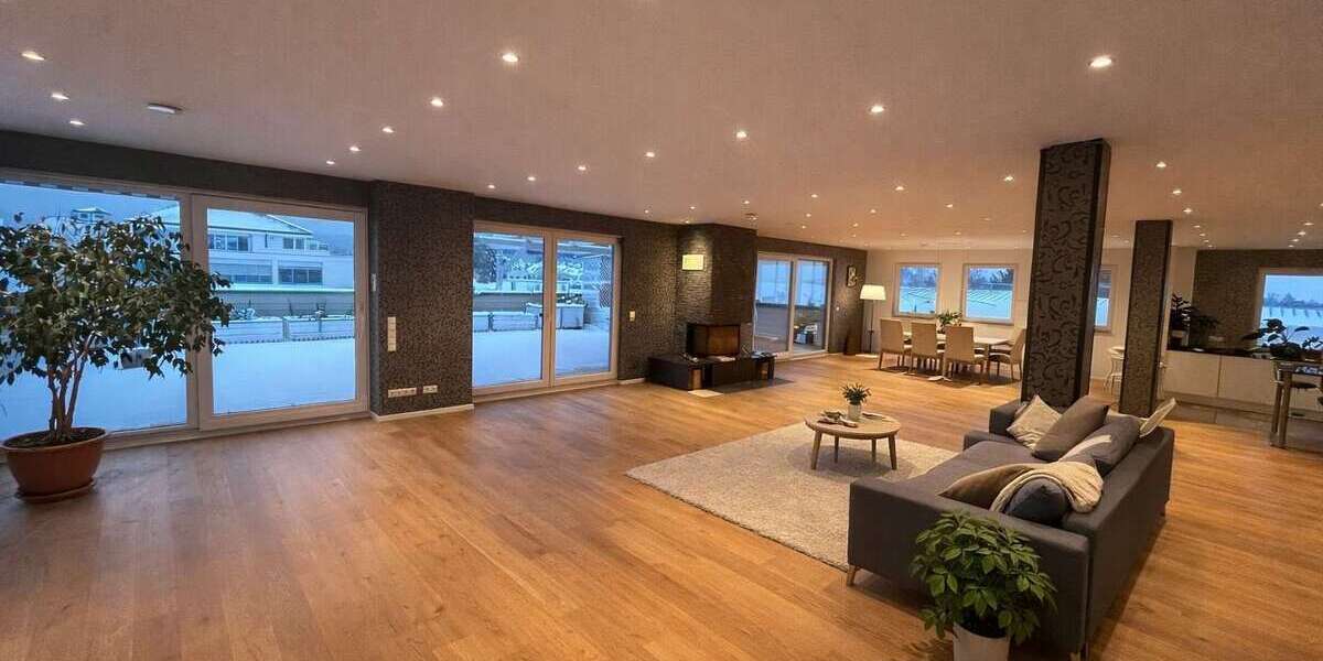 Wohnung zum Mieten in Oberursel 3.950 € 375.16 m² 7 zimmer