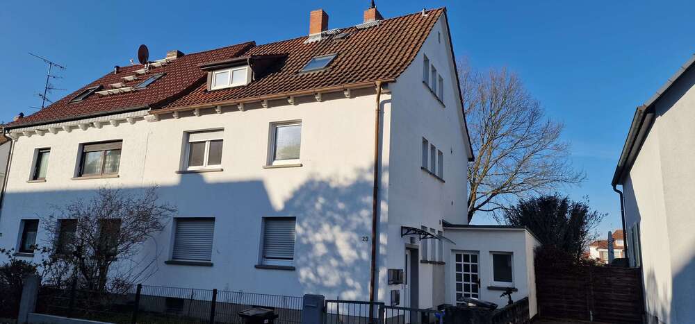 Haus zum Kaufen in Langen 675.000 € 187 m² 8 zimmer