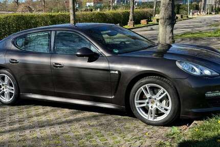Porsche Panamera 240.081 km 14.100 &euro; Frankfurt am Main, Stadt 60439