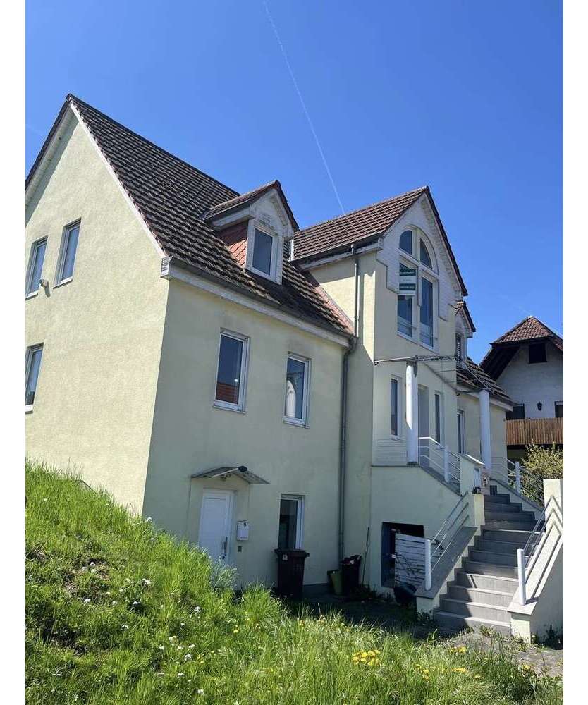 Haus zum Kaufen in Mömbris 499.000 € 231.43 m²