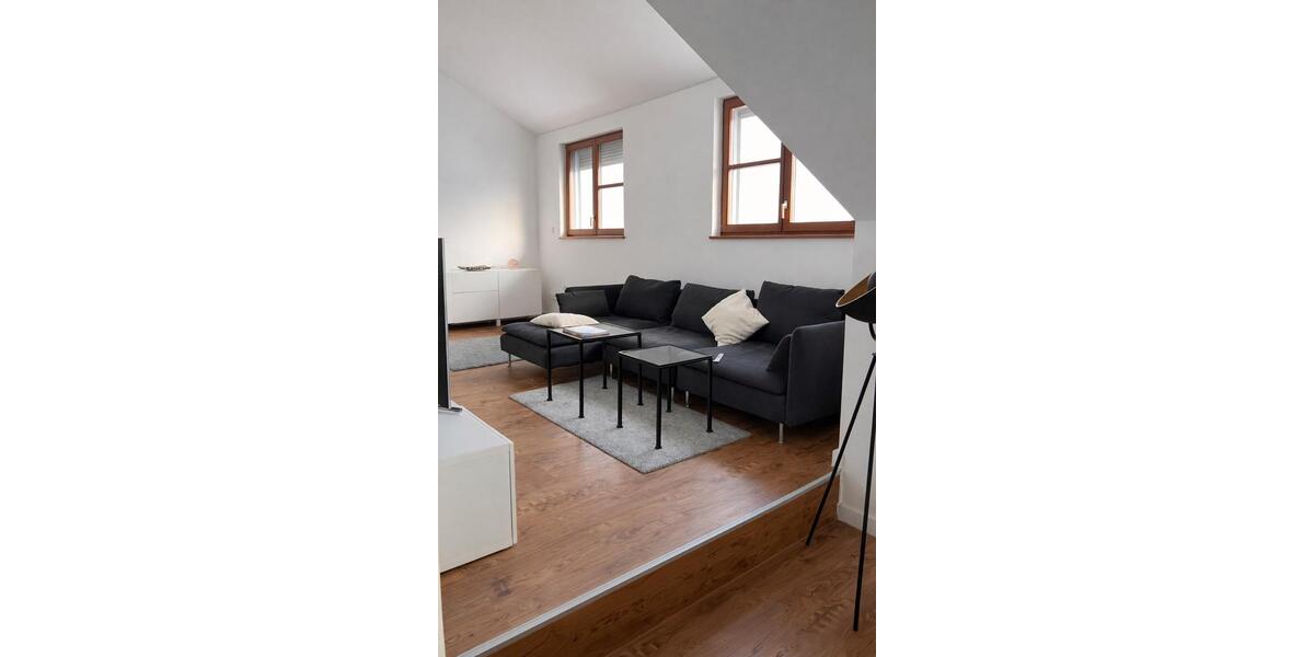 Helle top ausgestattete 2,5 Zimmer DG-Whg 2.5 zimmer