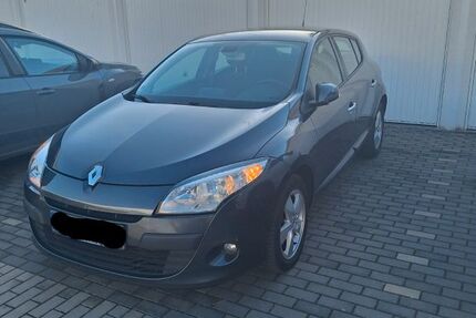 Renault Megane 170.000 km 3.850 &euro; Maintal 63477