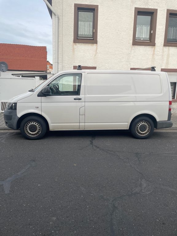 VW T5 Transporter 340.000 km 8.150 € Kahl am Main 63796