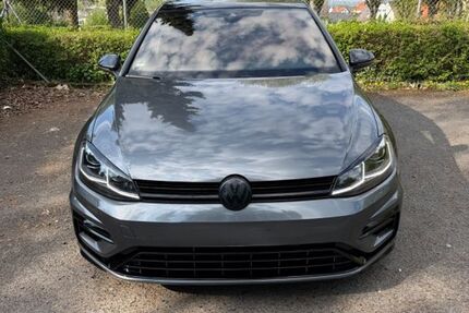 VW Golf 46.000 km 30.600 &euro; Schöneck 61137