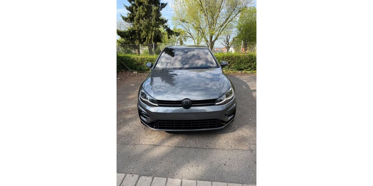 VW Golf 46.000 km 30.600 &euro; Schöneck 61137