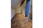 Bezugsfreie 2-Zimmer-DG-Wohnung (71 m²) mit Winterbalkon & Stellplatz in Walldorf - Appartement Mörfelden-Walldorf Walldorf | Angebot:26836061